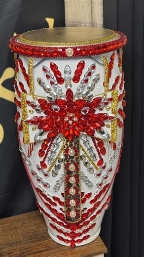 Las Manos del Iré 🦚 | Tambor para El Cabo ❤️ #shango #chango #hijadeshango #yoruba #miami #lasmanosdelire #santeros #santeria #iyawo #cubanos #osha... | Instagram