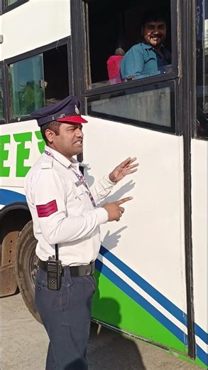Bus चलाने के लिए HMV काफी है या Badge जरूरी? #busdriving #drivingrules #shorts