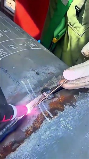 Welding metal pipes using gas tungsten arc welding technique and adding filler rod to join steel