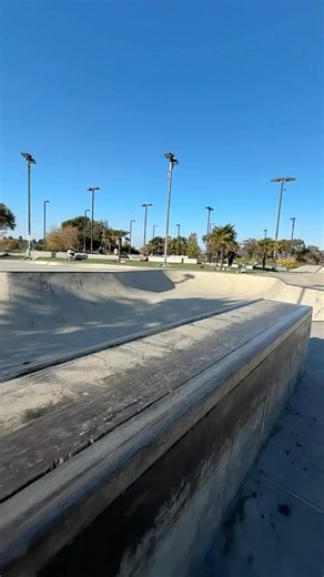 ray barbee on Instagram: "Two to make it true. Haha that’s good. Wow so much power @anna_shea_skates …right on you’re ripping 👏🏾👏🏾👏🏾👏🏾"