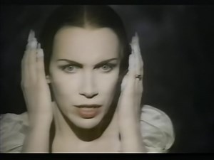 Annie Lennox - Love song for a vampire(画质重制版)