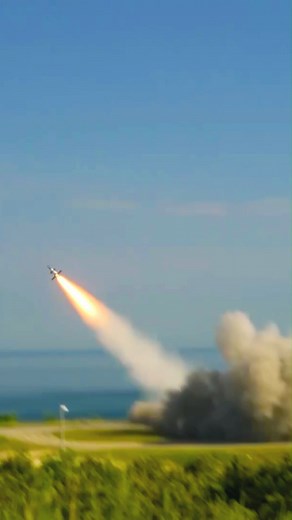 242K views · 1.8K reactions | SHOOTING OF ANTI-AIRCRAFT MISSILE SYSTEMS. #AntiAircraftMissiles #ViralVideo #MilitaryTech #MissileLaunch #WeaponsTechnology #Warfare #DefenseSystems #InternetSensation #SafetyFirst #ArmedForces #TacticalWeapons #MilitaryTraining #SecurityMeasures #WeaponSights #TargetPractice #FighterJets #CombatTraining #WarZone #MilitaryMissions #StrategicOperations | Military Defense | Facebook