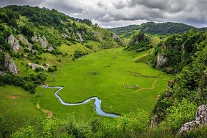 Fundătura Ponorului, colțul de Rai numit „Palma lui Dumnezeu”