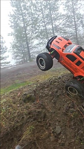 Traxxas Xmaxx #RTR #RC Mountain Back Country #Off-road Chevy Silverado 4x4