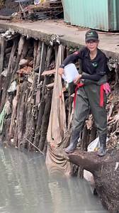 Applying probiotics to restore water sources and installing trash barriers#saigonxanh #trashbarries | Sài Gòn Xanh