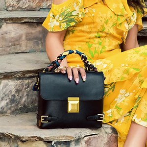 8.3K views · 123 reactions | Get this boxy bag to uplift your normcore looks! – Visit stores OR shop online now. Article: MH0593 Shop Online NOW: https://www.mocciani.com.pk/collections/handbags-purses/products/mh0593 #Mocciani #EndlessSummerCollection #ShopNow | Mōcciani | Facebook