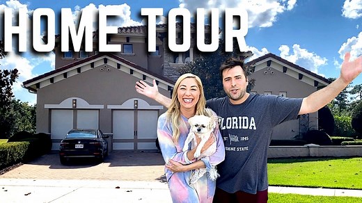 On today's vlog, Freddie and Alyssa take you on a home tour of their Airbnb house in Kissimmee, Florida! The home is located in the beautiful Reunion Resort near Champions Gate. The house is only 15 minutes from Walt Disney World Resort in Orlando, Florida! This Florida home has 4 bedrooms, 4 bathrooms, a gorgeous pool, high ceilings and a guest house with an extra bedroom and bathroom. It's the perfect dream home for a vacation! | Freddie and Alyssa