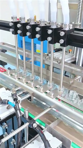 6 heads liquid filling machine #fillingmachine #packagingmachine #liquidfillingmachine #machine