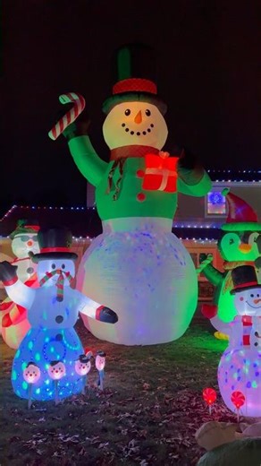 Gemmy 2025 20FT Inflatable Snowman! #christmas #decor #snowman #inflatable #shorts