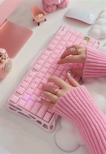 Explore the Mercury K1 Sakura Pink Keyboard Unboxing