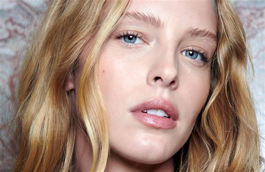 Démarcation visible, mèches zébrées… Comment rattraper un balayage raté ? - Elle