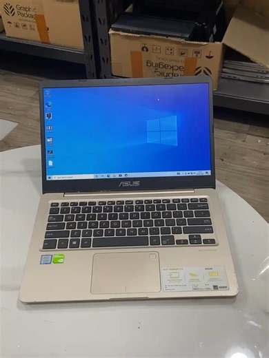 ASUS VivoBook S14 X411UA ✅ Processor : Intel Core i5-8250U (8 CPU) 1.8GHz ✅ Memory : 8GB DDR4 ✅ Storage : 256GB SSD ✅ Graphics 1 : Intel UHD 620 @2115MB ✅ Graphics 2 : Nvidia GeForce MX130 2GB DDR5 ✅ Display : 14” HD (1366x768) ✅ Baterai : Normal tahan 2–3 jam ✅ Body : 90% mulus #laptopkerja #laptopmurah #laptopguru