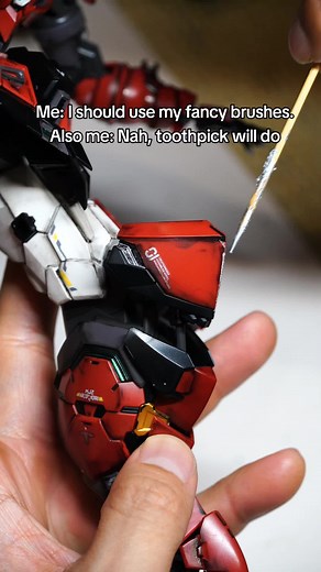 Quick Weathering Tips Using a Toothpick on Akai Oniwaka Kiyomori Model Kit