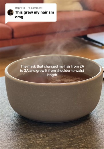 Replying to @️ Flaxseed mask tutorial ⬇️ 2 cups of water 3tbs flaxseeds Boil on highest heat for 5min Let cool Apply on lengths and scalp (massage for 5mins) Store in the fridge (not longer than a week) Wash it off using only conditioner Style your hair normally Done! You can use it as a styling gel aswell 💓 #flaxseedgel #curlyhair #curlyhairtutorial