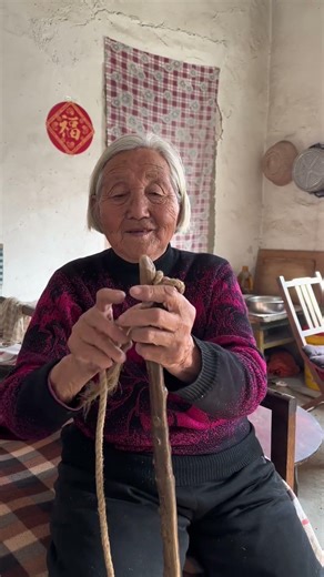 The "telekinesis" technique is very useful in narrow spaces. #LifeHacks #RuralLife