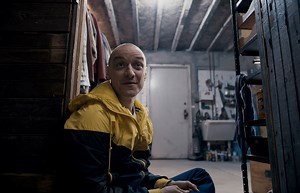 M. Night Shyamalan returns with psychological thriller "Split"