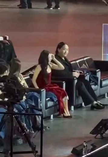 Jennie's Stunning Performance at Golden Disc Awards 2023