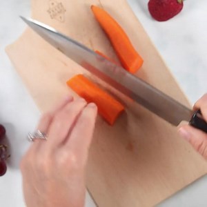 3.1K views · 17 reactions | The Cutest Thanksgiving Appetizer  https://amindfullmom.com/fruit-turkey/ | A Mind "Full" Mom | Facebook