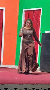 Afreen Bhatti Super Entry Performance 🎭 | Ciros D.T.S theater sadder Rawalpindi