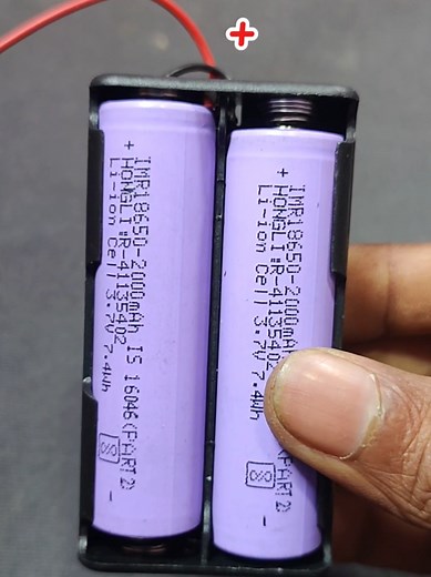 DIY High Capacity Power Bank from Old Laptop Adapter