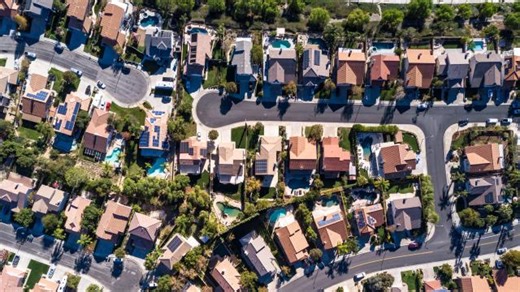 Rental late fees fall as mortgage delinquencies rise: CFPB data