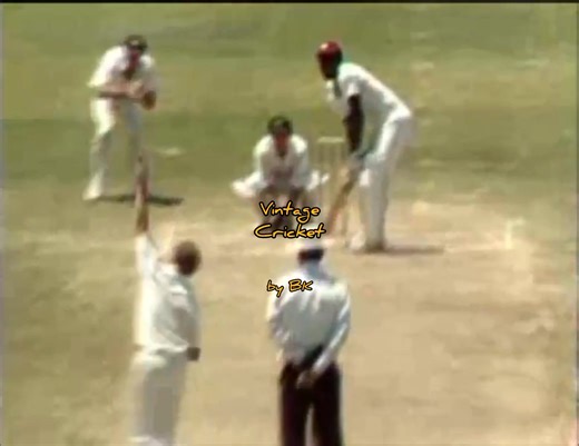 Murray Bennett to Sir Viv Richards 👏 What a delivery 🔥 🇦🇺🌴🏏 | Australian Cricket: The Vintage Collection