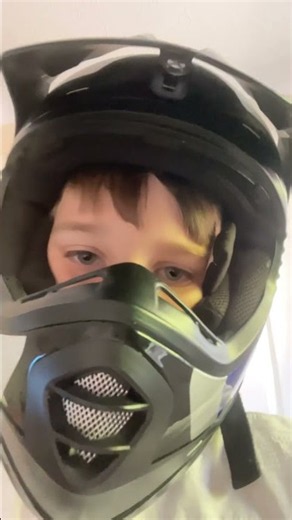 Face reveal