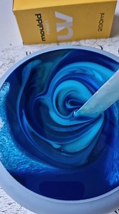 8.1K views · 1.1K reactions | Introducing the ocean pot...think this may be upbtgere in my top ten, stunning mix of transparent, Opaque and metallic pigments @mouldd_resin epoxy resin and large silicone mould used to create this amazing bowl Wave after wave.... So relaxing to make and hopefully watch #resinbowl #resinpour #pouring #bowl #Lilyminilli #resindesign #homedecor | Lily Minilli | Facebook
