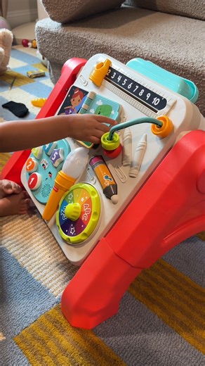 From sitting to standing to creating, the 4-in-1 Activity Table & Easel is fun for all littles (and bigs!) 🥰 | Fisher-Price