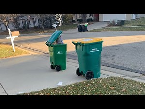 Wm McNeilus zr on trash. Spare truck!!