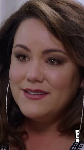 #TylerHenry reads Katy Mixon and reveals a tragic loss in her family #psychic #hollywoodmedium