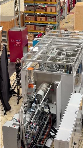 Filming complete! Our 128-cavity Netstal Elios 4500 CAP closure system in a pro video #staytuned! 🎥✨