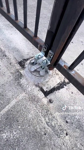 Quick introduction of our electric gate locks. #gate #leeds #sheffield #electricgates #gateautomation