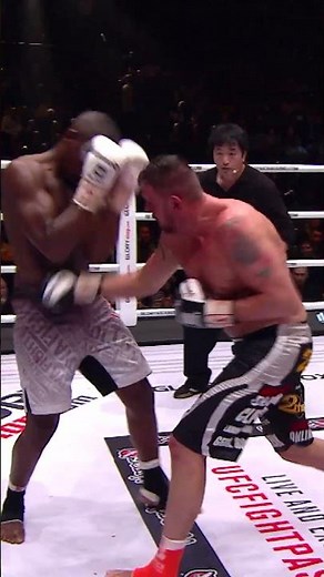 #30DaysofCOLLISION Moment 3: Duut and Ilunga clash in a legendary fight at #COLLISION1.