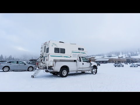 The Ultimate Mobile Ski Basecamp | Winter Camping in Strong Freezing Winds