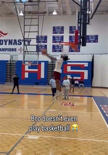 How to Improve Your Basketball Dunking Technique