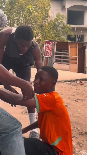 Affaire kidnapping 😭😂#humour #mboka_elengi🇨🇩😂😂 #faitemoipercewesh #pourtoi #creatorsearchinsights @𝕭𝖎𝖌 𝖒𝖆𝖓𝖎𝖆 🇨🇩 @NATHAN 𓅓 @ℒℰ_𝒱ℛ𝒜ℐ⭐️🌍. @JBEN 🇨🇩