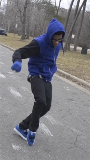 Ryan 👑 on Instagram: "Been doing this so long I’m numb to the pain I put in. Jerk Tape VOL. 5 💿 : @qewly / @qewlyproductions #VisualOPM #Dance #Jerkin #MichaelMovie #Footwork #JerkMovement #musicality #jerkinaintdead #LAdance #Cali #2010s"