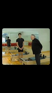 Hinge Pattern with Pilates Elder Ron Fletcher in 2010 🖤 Ron Fletcher is one of five first-generation Pilates teachers who studied directly under Joseph and Clara Pilates. The Pilates Elders’ experiences provide invaluable insight into the Pilates method - some carried forward a classical approach, while others, like Ron, integrated their own philosophies and research into their teaching. We’re excited to honor Ron and fellow Pilates Elder Romana Kryzanowska at the upcoming Ron & Romana Retreat.