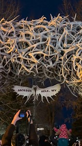 Tonight in Jackson the iconic Antler Arches were lit! Happy start to the holiday season 🎄 | Visit Jackson Hole