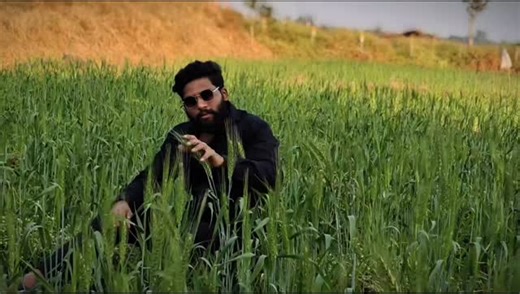 Prashant Jadhav on Instagram: "💙..,. . . . . . . . #viralvideos #reels #reelsinstagram #reelsvideo #marathimulga"