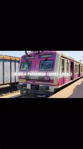 Lalgola passenger super local🚂 #trending #viralpost #train #Indlanrallway #localtrain