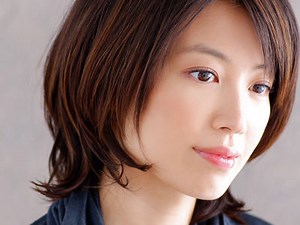 美人ギタリスト村治佳織が舌腫瘍のため活動休止…　舌癌との違い、病気の原因、結婚について（※16歳時の画像あり）：AKB48お宝グラビア画像速報 : AKB48お宝グラビア画像速報