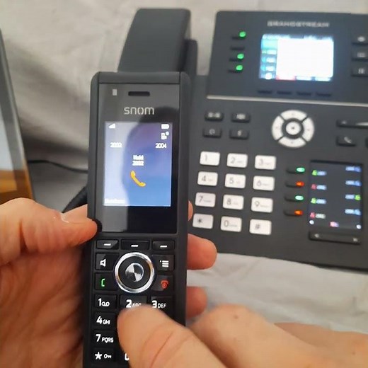 SNOM M85 DECT phone - call transfer