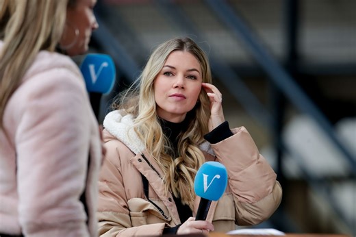 Anouk Hoogendijk onthult haar bizarre salaris in Ajax-tijd | Soccernews.nl