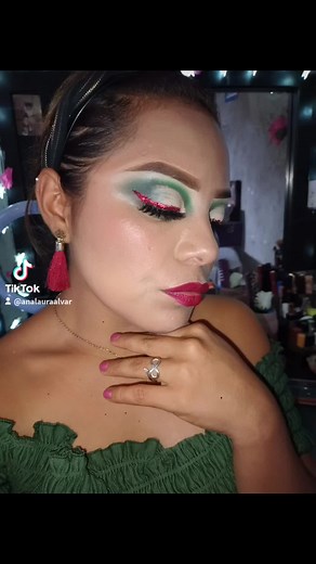 Makeup Patrio México 🇲🇽🌮🌯🎉 #makeuptutorial #ajuaaaaa🤤👌🏻🥰🇲🇽🌮🇲🇽🍻 #vivamexico🇲🇽🌎 #makeupMexico #mexico🇲🇽 #fypシ゚viral