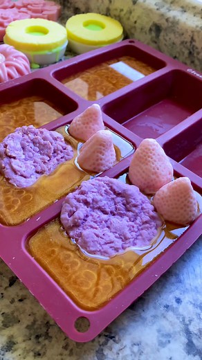 1.3M views · 8.1K reactions | I spent most of my day doing inventory and computer work! But tomorrow I get more studio time and I cannot wait to pour the wax melt ideas that came to me this week! See you tomorrow ✌️ #waxpouring #satisfying #dreamy | The Starlit Corner | Facebook