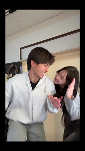 カップルと高校生のおもしろビデオ