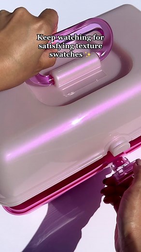 Caboodles Makeup Box Unboxing and Texture Swatches