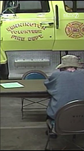 Students, teachers fight to keep school open in 1999